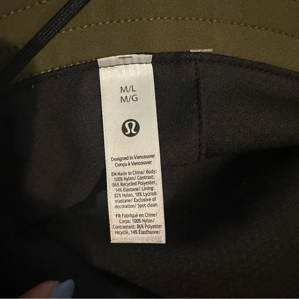 Lululemon Nylon Adjustable Bucket Hat - Picture 2 of 6